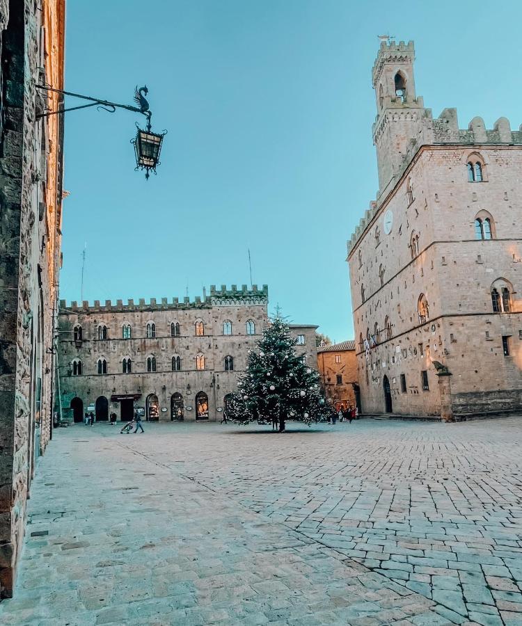 Apartamento Attico Il Magnifico Volterra Exterior foto