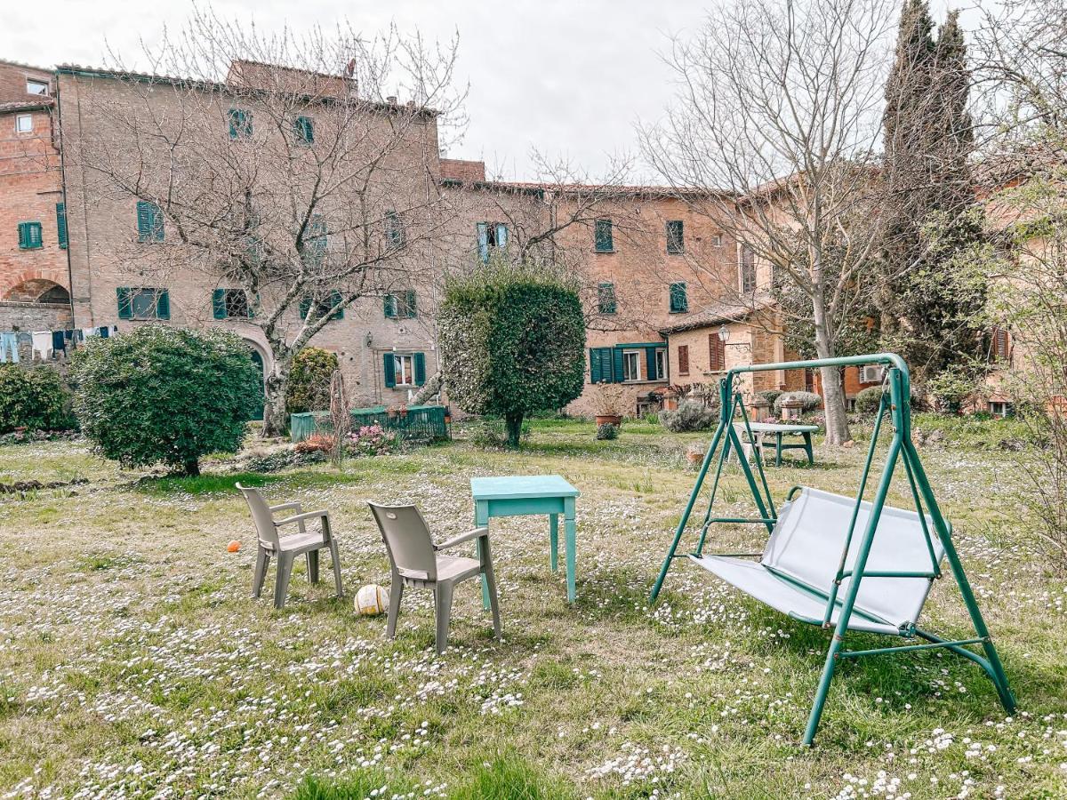Apartamento Attico Il Magnifico Volterra Exterior foto