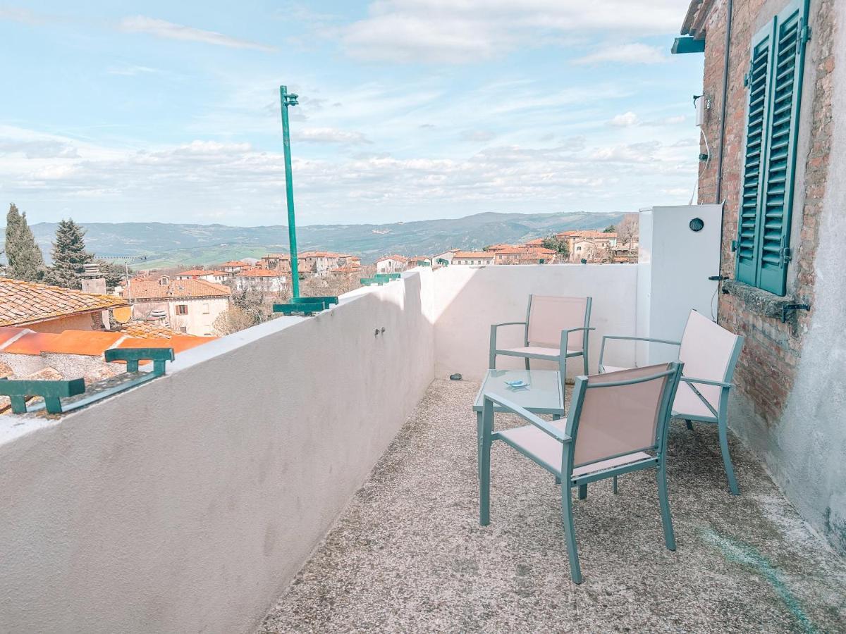 Apartamento Attico Il Magnifico Volterra Exterior foto