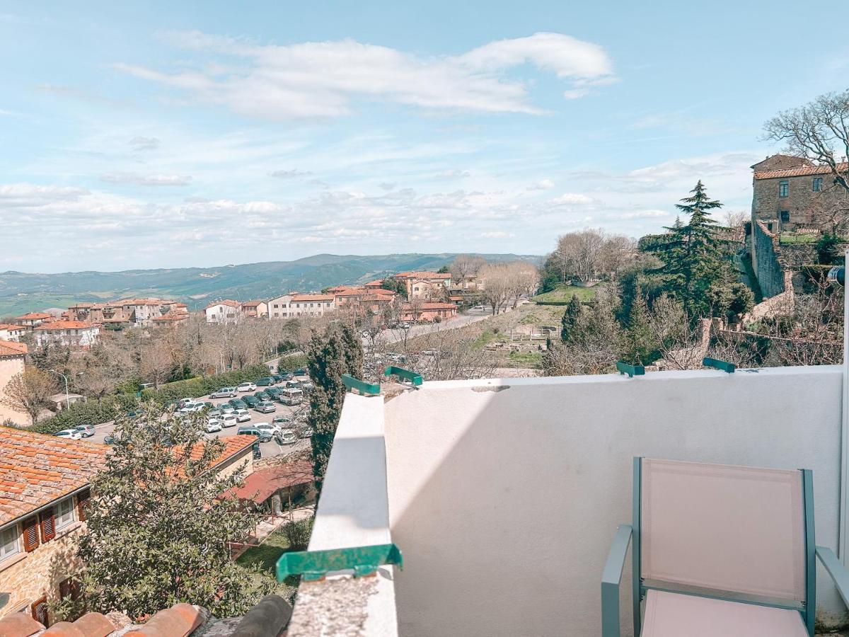 Apartamento Attico Il Magnifico Volterra Exterior foto